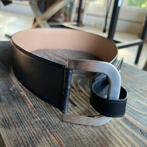 HAROLDS Made in Italy Black Leather Belt with Silver Buckle Small  28”31” VTG